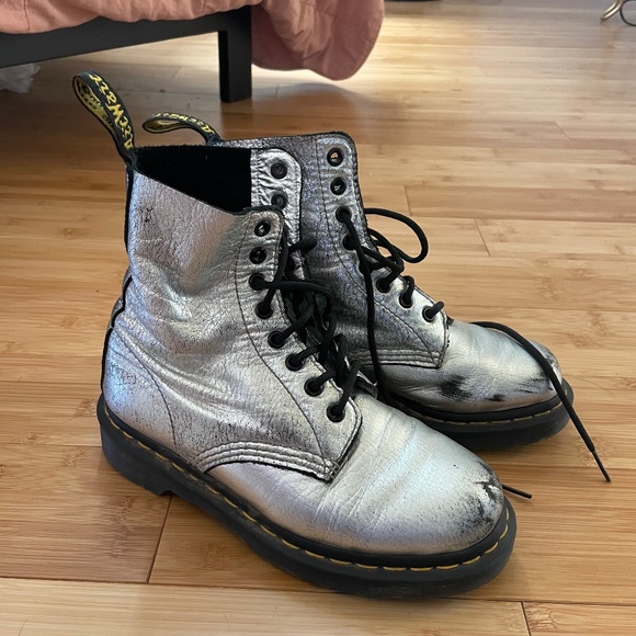 RARE Dr. Martens Doc Marten Metallic Silver 1460 Pascal Combat Boots - Picture 1 of 9